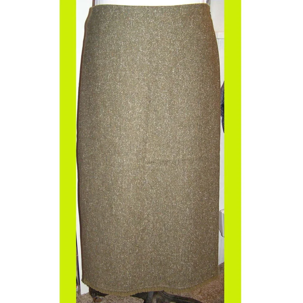 New Banana Republic lined skirt mid calf sz 8